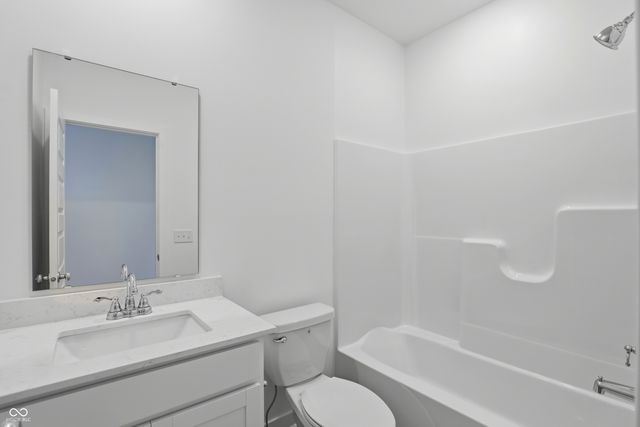 1916 W Addison Drive, Greenfield, IN 46140