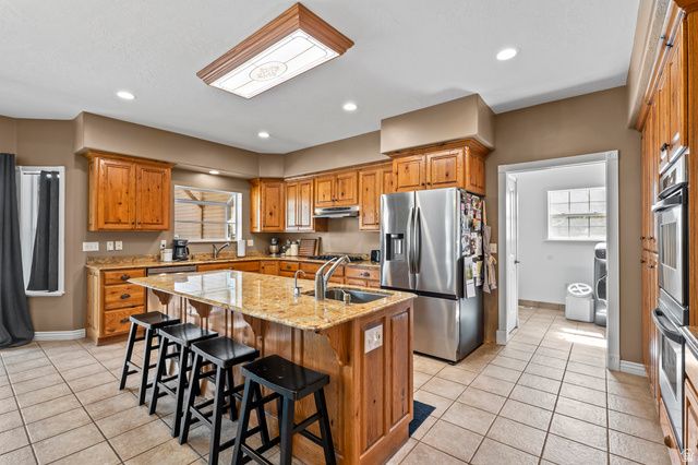 247 W 400 N, Santaquin, UT 84655