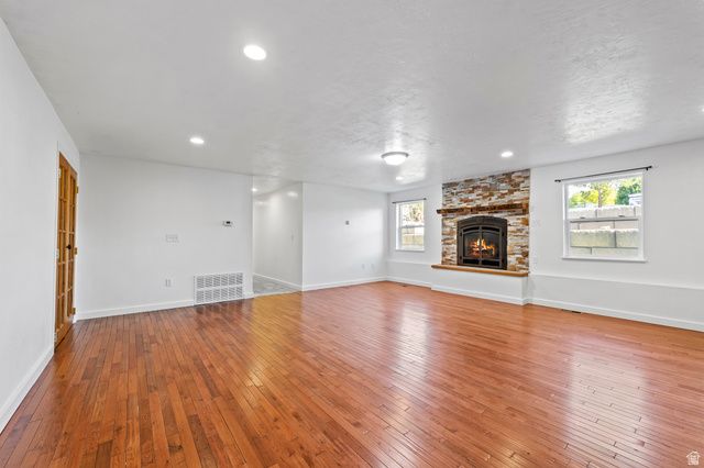 247 W 400 N, Santaquin, UT 84655