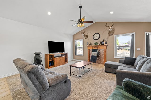 247 W 400 N, Santaquin, UT 84655