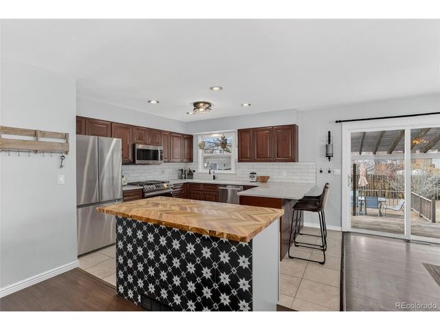 6245 Saulsbury St, Arvada, CO 80003