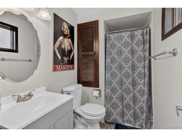 6245 Saulsbury St, Arvada, CO 80003