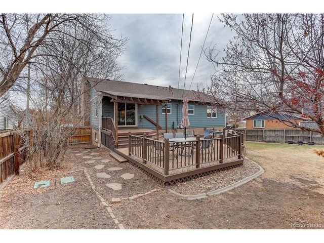 6245 Saulsbury St, Arvada, CO 80003