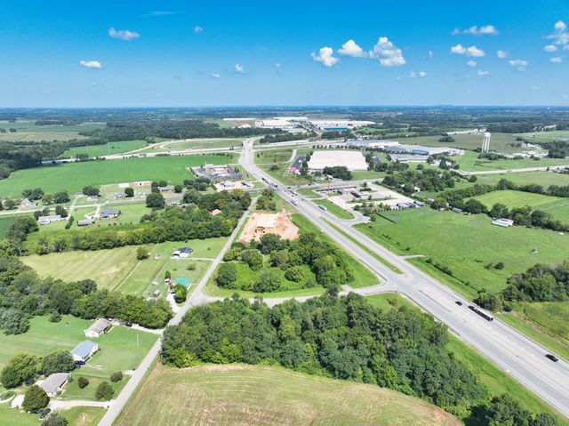 233T T G T Rd, Portland, TN 37148