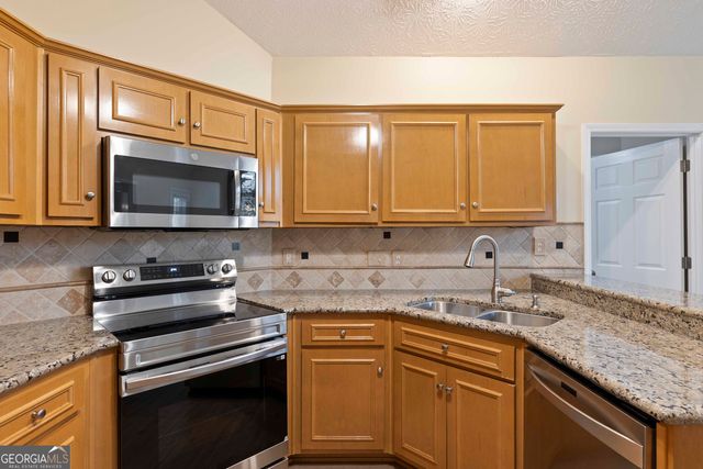 2993 Waterhill Drive, Midland, GA 31820