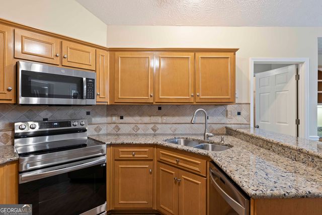 2993 Waterhill Drive, Midland, GA 31820