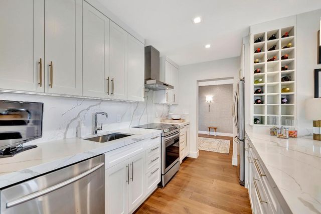 1212 Hillsboro Mile 20, Hillsboro Beach, FL 33062