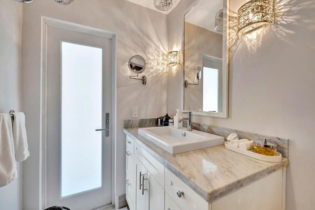 1212 Hillsboro Mile 20, Hillsboro Beach, FL 33062