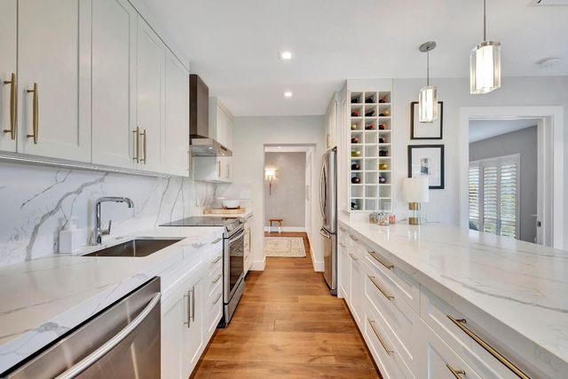 1212 Hillsboro Mile 20, Hillsboro Beach, FL 33062