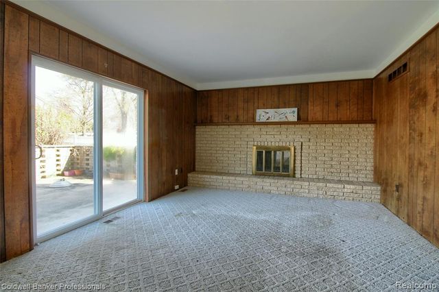 1581 Trail Drive, Trenton, MI 48183