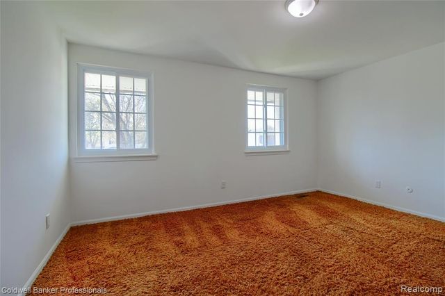 1581 Trail Drive, Trenton, MI 48183