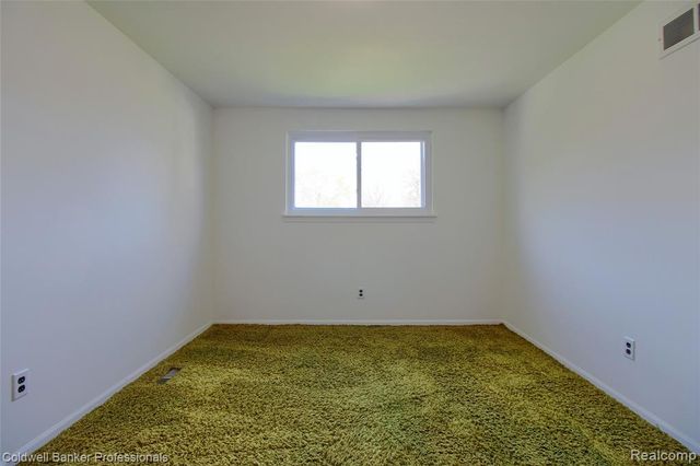 1581 Trail Drive, Trenton, MI 48183
