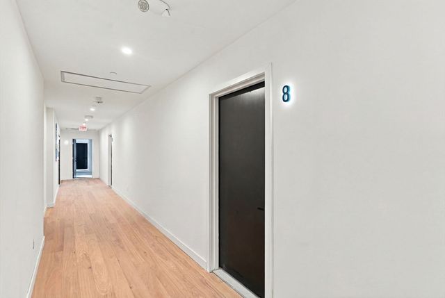 22 High Street 4, Boston, MA 02122