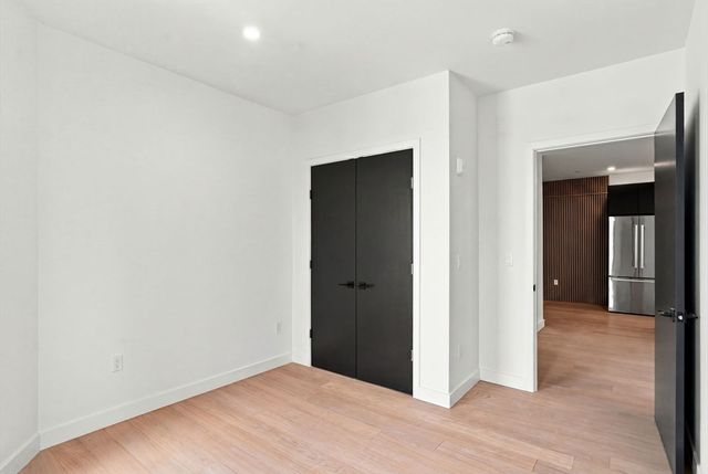 22 High Street 4, Boston, MA 02122