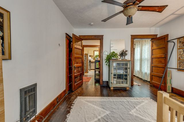 128 W Jackson St, Gallatin, TN 37066