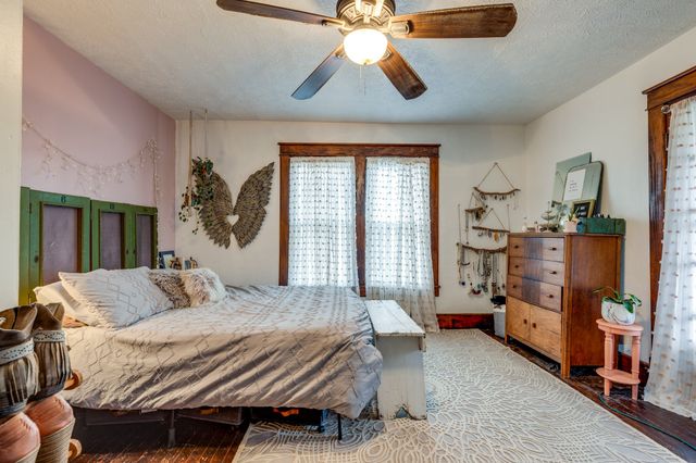 128 W Jackson St, Gallatin, TN 37066