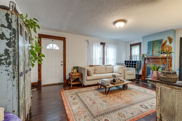 128 W Jackson St, Gallatin, TN 37066