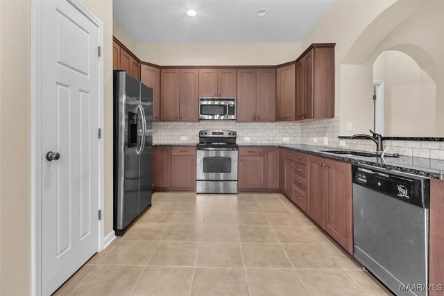 9312 Autumn Brooke Way, Montgomery, AL 36117