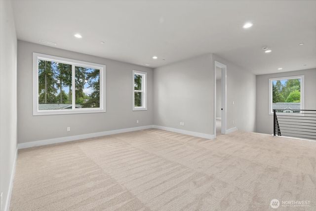 15058 75th Ave NE, Kenmore, WA 98028