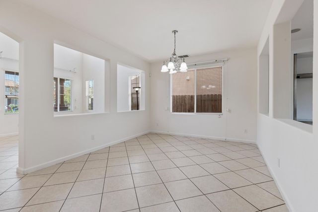 238 Romanov Ct, Patterson, CA 95363