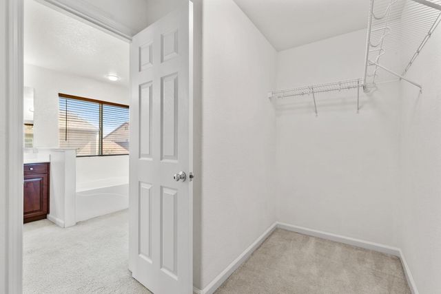 238 Romanov Ct, Patterson, CA 95363