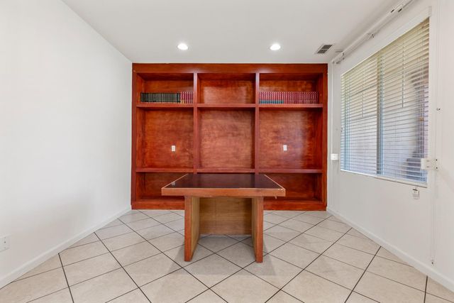 238 Romanov Ct, Patterson, CA 95363