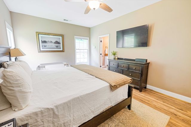 1210 Buckeye Rd, Fayetteville, TN 37334