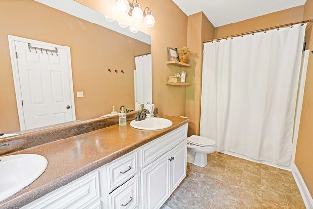 1210 Buckeye Rd, Fayetteville, TN 37334