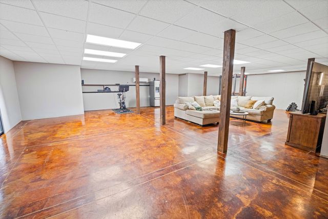 1210 Buckeye Rd, Fayetteville, TN 37334