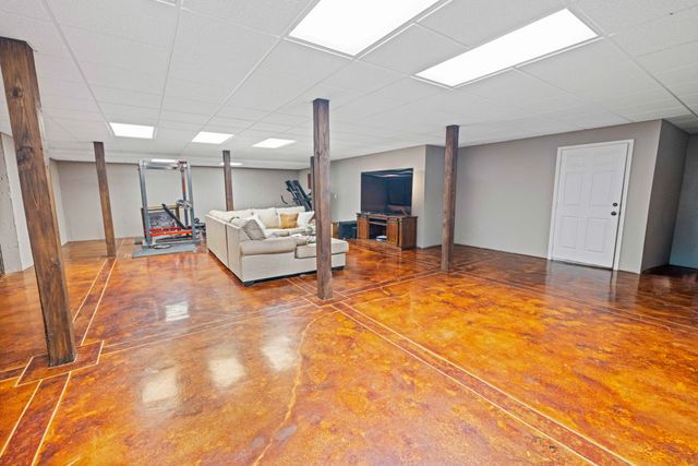 1210 Buckeye Rd, Fayetteville, TN 37334