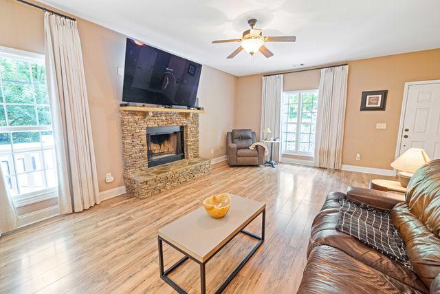 1210 Buckeye Rd, Fayetteville, TN 37334