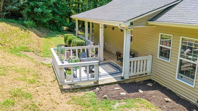 1210 Buckeye Rd, Fayetteville, TN 37334