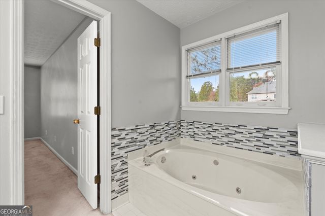 115 Rockhurst Chase, Tyrone, GA 30290