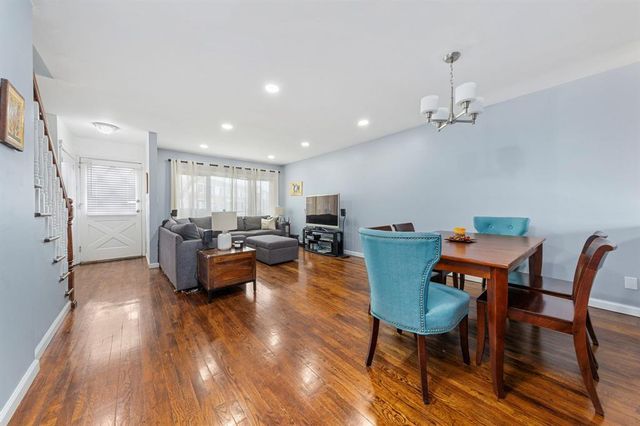 3000 Stevens Street #32, Oceanside, NY 11572