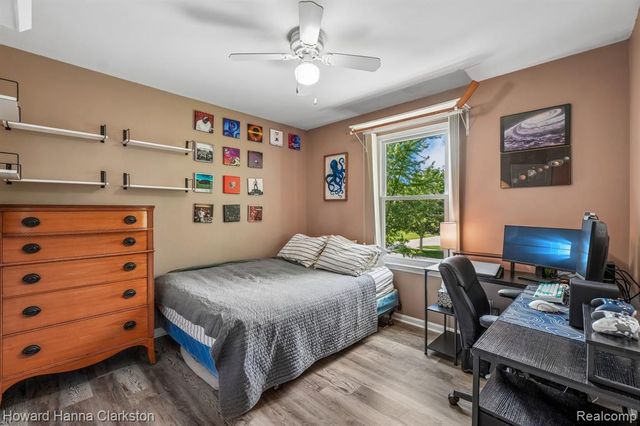 2787 Riverside Drive, Waterford, MI 48329