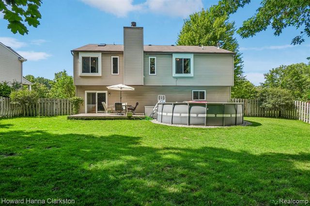 2787 Riverside Drive, Waterford, MI 48329