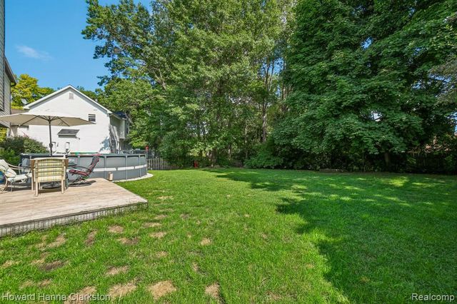 2787 Riverside Drive, Waterford, MI 48329