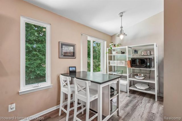2787 Riverside Drive, Waterford, MI 48329