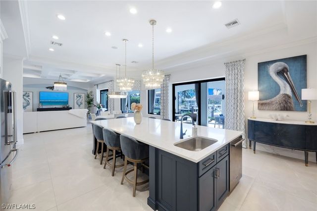 450 Pepperwood CT, Marco Island, FL 34145