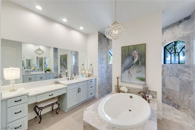 450 Pepperwood CT, Marco Island, FL 34145