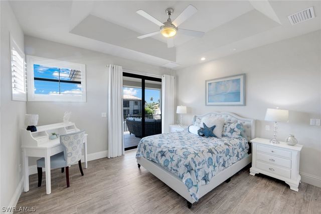 450 Pepperwood CT, Marco Island, FL 34145