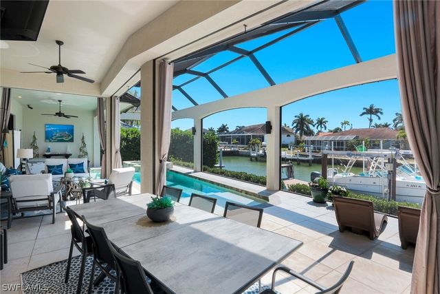 450 Pepperwood CT, Marco Island, FL 34145