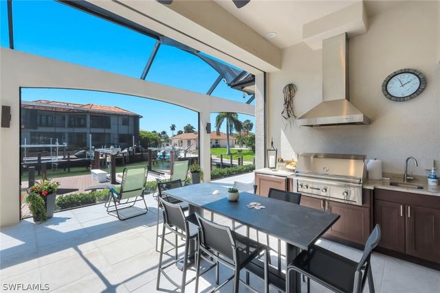 450 Pepperwood CT, Marco Island, FL 34145