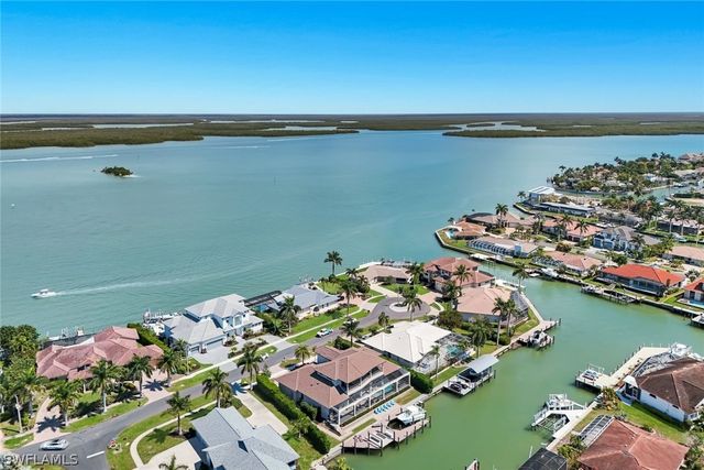 450 Pepperwood CT, Marco Island, FL 34145