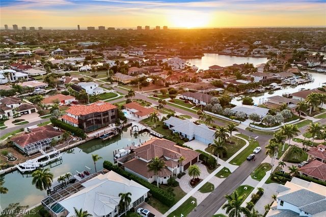 450 Pepperwood CT, Marco Island, FL 34145