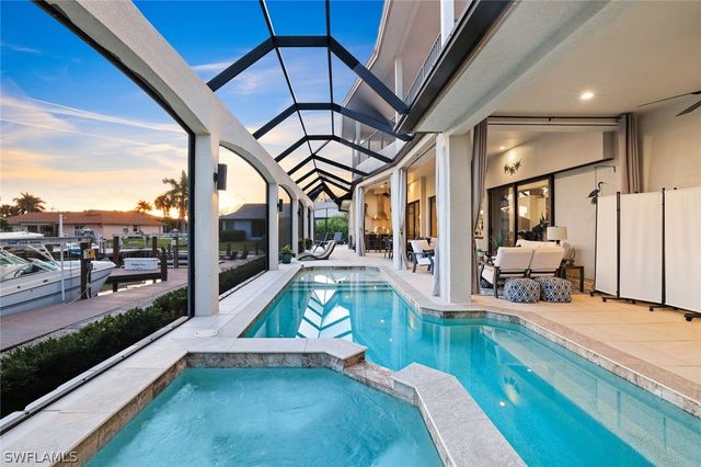 450 Pepperwood CT, Marco Island, FL 34145