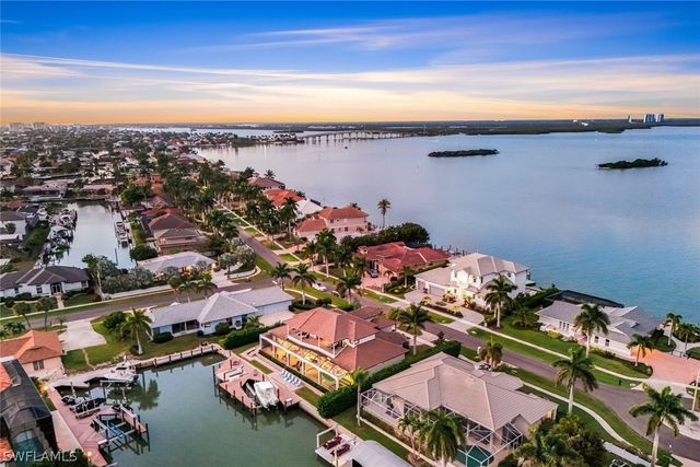 450 Pepperwood CT, Marco Island, FL 34145