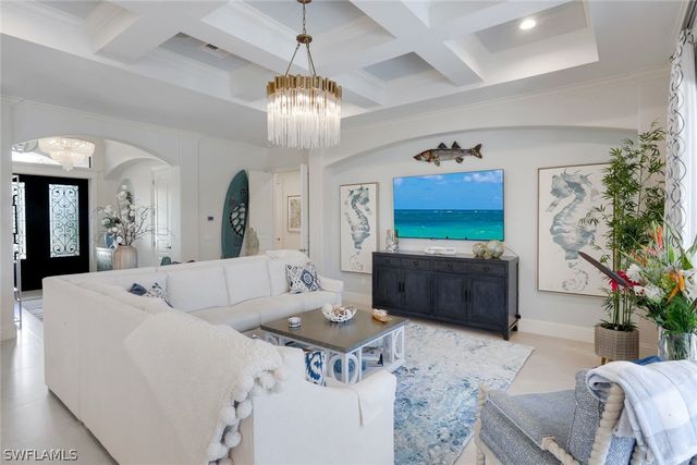 450 Pepperwood CT, Marco Island, FL 34145