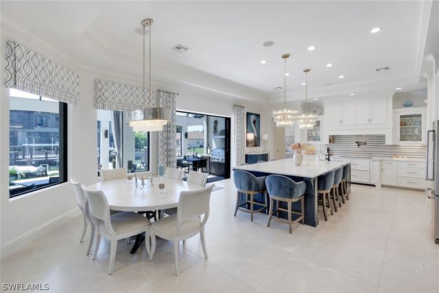 450 Pepperwood CT, Marco Island, FL 34145