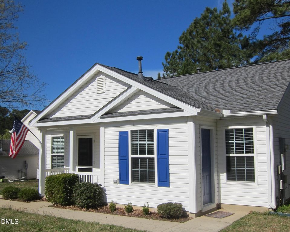 102 Checker Court, Apex, NC 27502